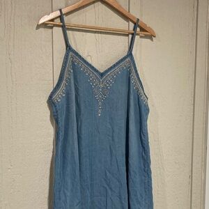 4/$20 Knox Rose Blue Embroidered Dress